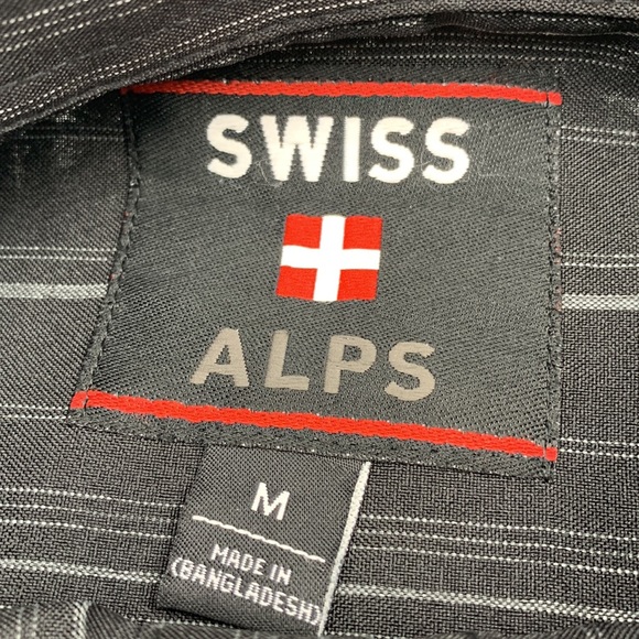 Swiss Alps Short Sleeve Button Down Shirt Size Medium - Picture 5 of 9